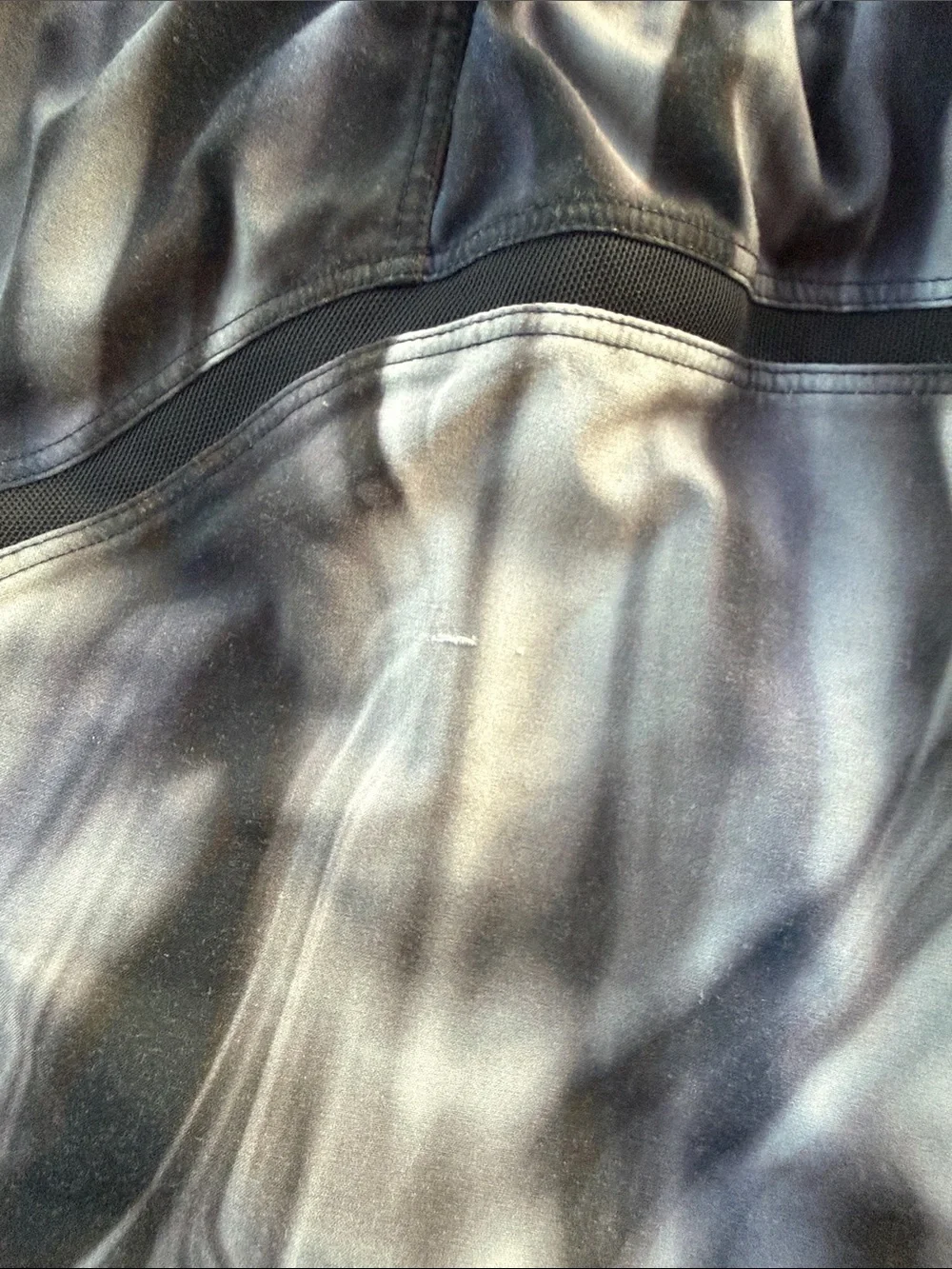lululemon athletica Men's Black & Gray Swirl Athletic Shorts